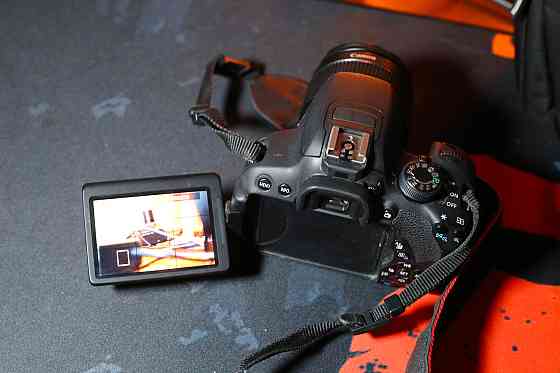 Професійний фотоапарат Canon EOS 700D Дзеркалка. Повний комплект. Київ