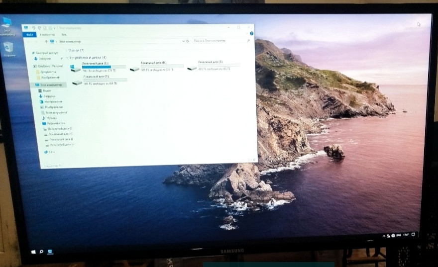 Комплект ПК с монитором, клавиатурой и мышкой

- Монитор: 27