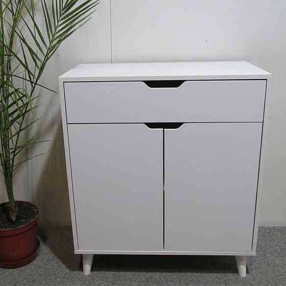 Комод в гостиную с ножками в цвете Орех светлый М-ЗОН Борн 750 Нимфеа Альба (белый) (MZN-031047) Львов