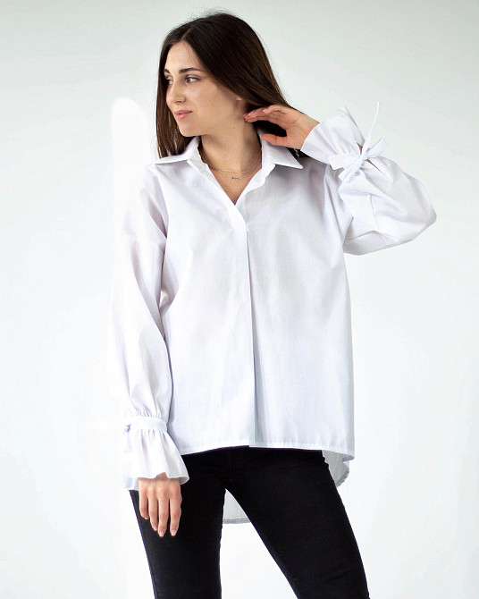 Коттоновая рубашка свободного кроя, оверсайз, белого цвета с длинными рукавами воланами, 54/56, белая Лубны - изображение 3
