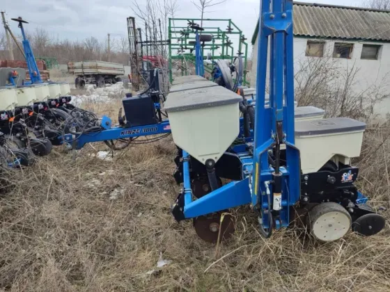 Сеялка Kinze 3000 пневматическая Днепр
