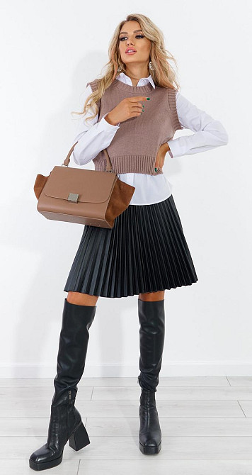 Вязаная жилетка (46-48) Киев - изображение 2