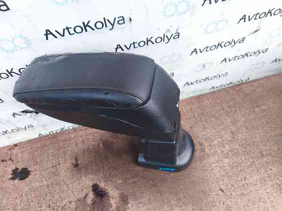 Підлокотник Nissan Note E11 2005-2012 Ковель