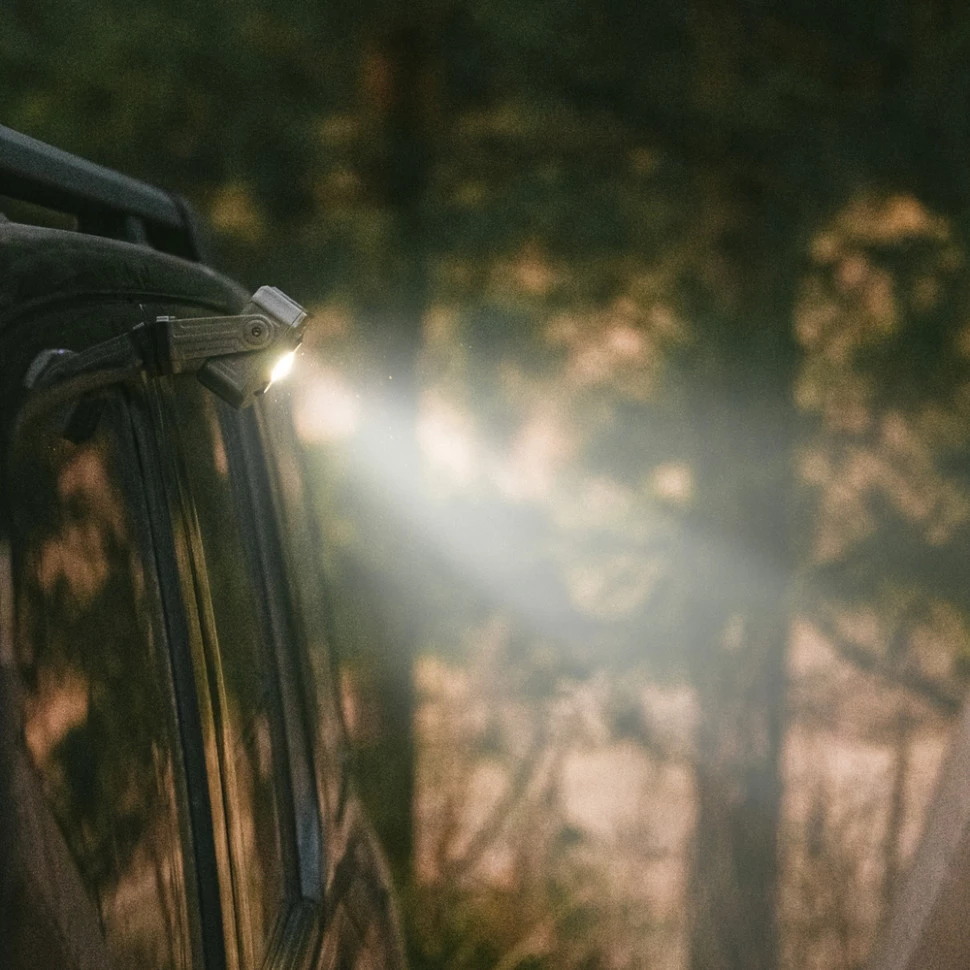 Фонарь прожектор Naturehike CNK2300012 с белым и красным светом Зеленый Винница - изображение 7