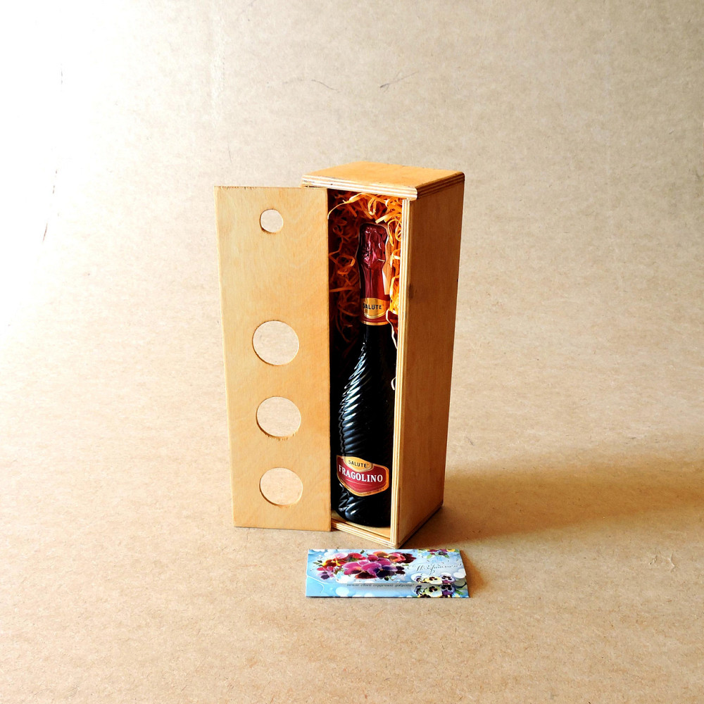 Подарочная коробка 