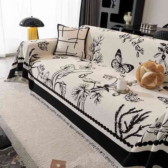 Плед покрывало на диван или кровать,чехол накидка 180х230 см для мягкой мебели узор бабочка,черный Каменец-Подольский