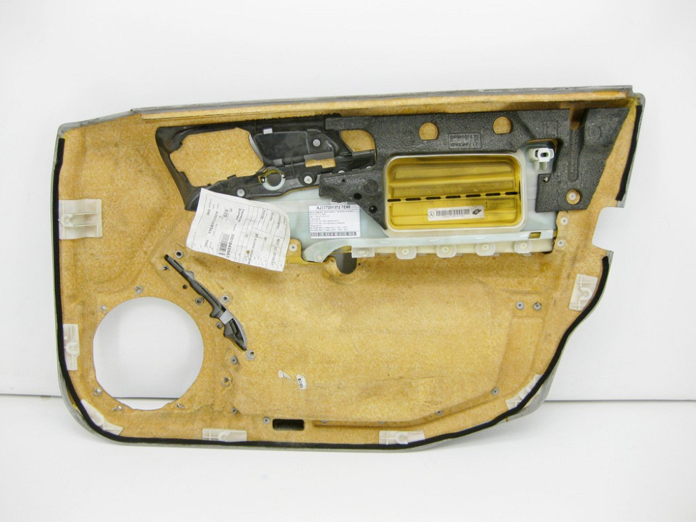 Mercedes-Benz  A2037201372 7E60 Передня ліва сера дверна карта з тканинною вставкою C-Class W203 Одесса - изображение 9