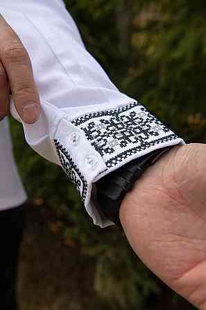 Вишиванка лляна чоловіча, довгий рукав, біла, (льон) топ Київ