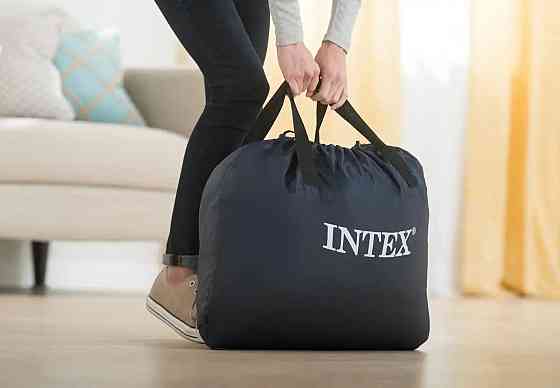 Надувная двухместная кровать Intex со встроенным электронасосом 203 х 152 х 46 см. бежевая Киев
