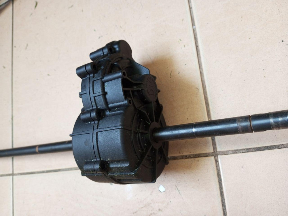 Редуктор Аккумуляторной бесщеточной газонокосилки PARKSIDE PERFORMANCE PRMA 40-LI B2 Полтава - изображение 1