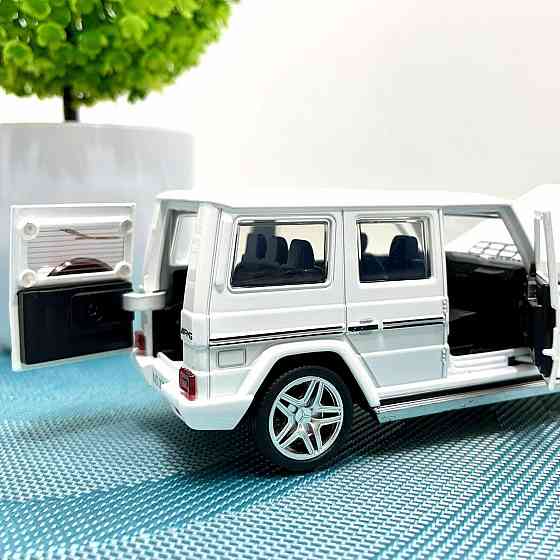 Машина TK Uniion Group Auto Expert Mercedes Gelonendewagen Гелендваген 1:32 Біла (LF - 16127) Чернігів