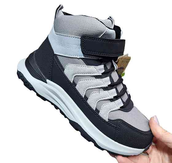 Детские зимние ботинки для мальчика 33,35,37 Николаев