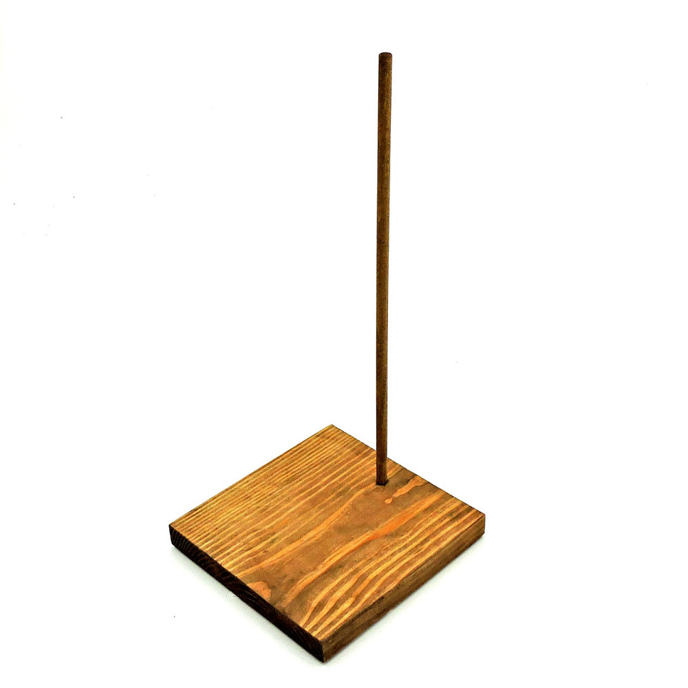 Подставка для кукол 