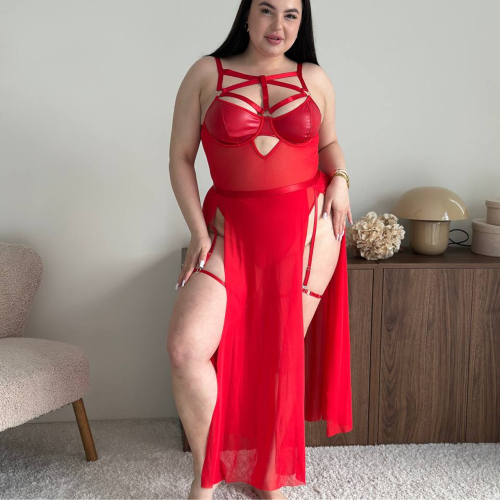 Сексуальне жіноче боді plus size зі спідницею та гартерами великих розмірів на бретельках із відкритою спиною з кісточками червоне Одеса - фото 1