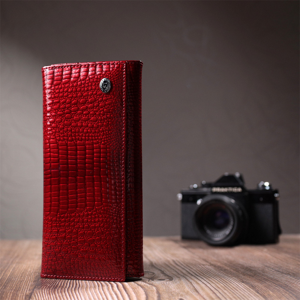 Лакированный женский кошелек с фактурой под рептилию из натуральной кожи ST Leather 22717 Красный Киев - изображение 3