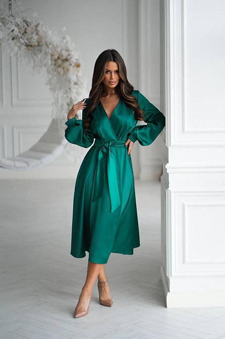 Жіноча сукня з запахом, з атласу Одеса - фото 9