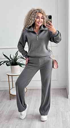 Жіночий стильний і теплий в'язаний костюм осінь-зима на трикотажній основі. Графіт, 42/44 Одеса