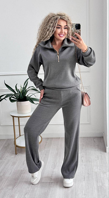 Жіночий стильний і теплий в'язаний костюм осінь-зима на трикотажній основі. Графіт, 42/44 Одеса - фото 5