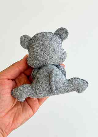 М’яка фетрова іграшка носоріг ручної роботи – безпечна розвиваюча іграшка Київ