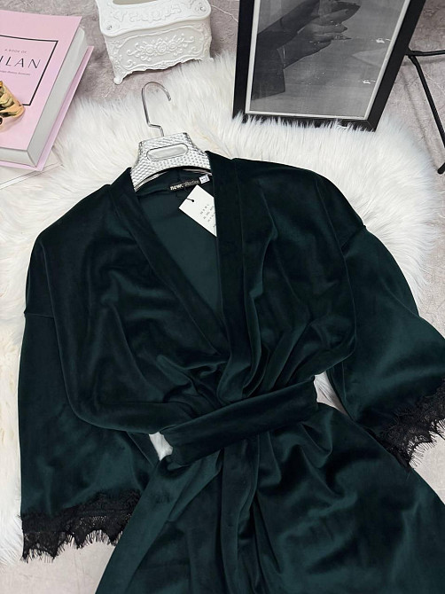 Женский домашний халат на запах велюр с кружевом Изумрудный, 48/52 Одесса - изображение 3