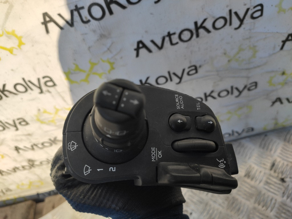 Підкермовий перемикач правий Renault Clio 2005-2012 (7701068114) Ковель - фото 5