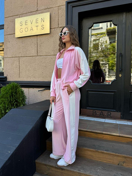 Жіночий стильний спортивний костюм зі вставками з королівського велюру. 50/52 Одеса - фото 5