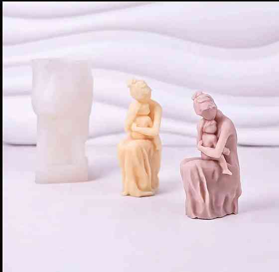 Силіконова форма «Мама з дитиною» для свічок та декору Київ