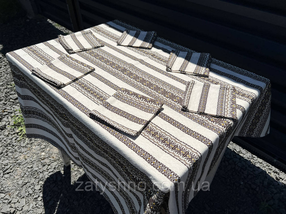 Вишита кавова скатертина на льону Київ - фото 5