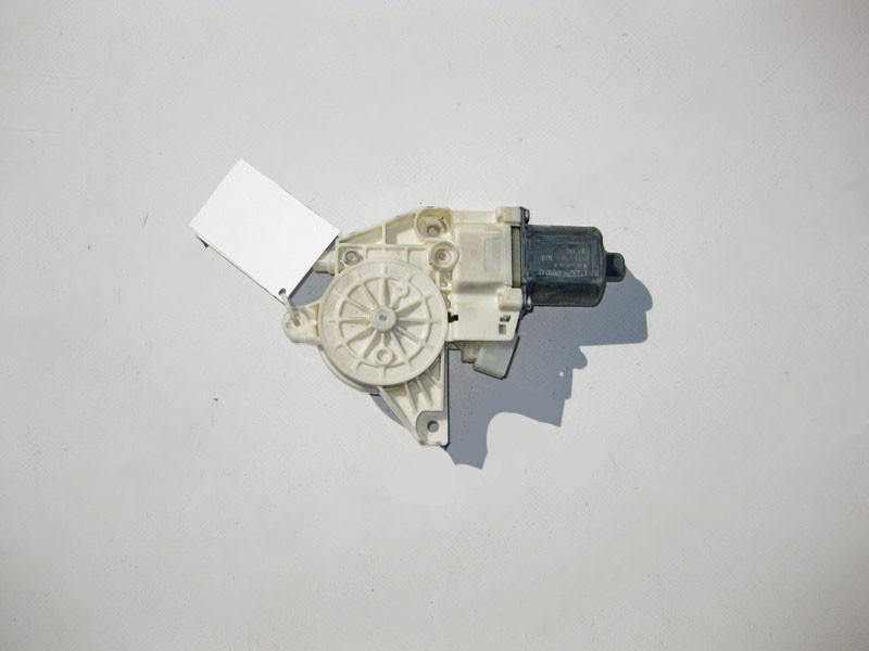 Mercedes-Benz  A2048200242 Моторчик переднього правого склопідйомника E-Class W212 C-Class W204 GLK X204 SLS C197 Одесса - изображение 1