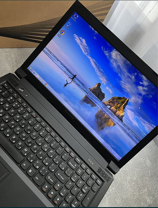 Ноутбук: Lenovo як Новий, Батарея 4 год. Київ - фото 6