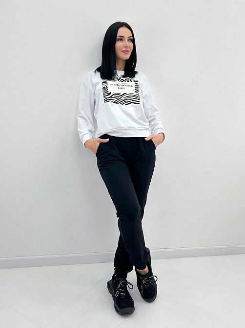 Трикотажний спортивний костюм з принтом "Condor" оптом | Батал | Розпродаж моделі Білий + чорний, 54-56 Київ - фото 3