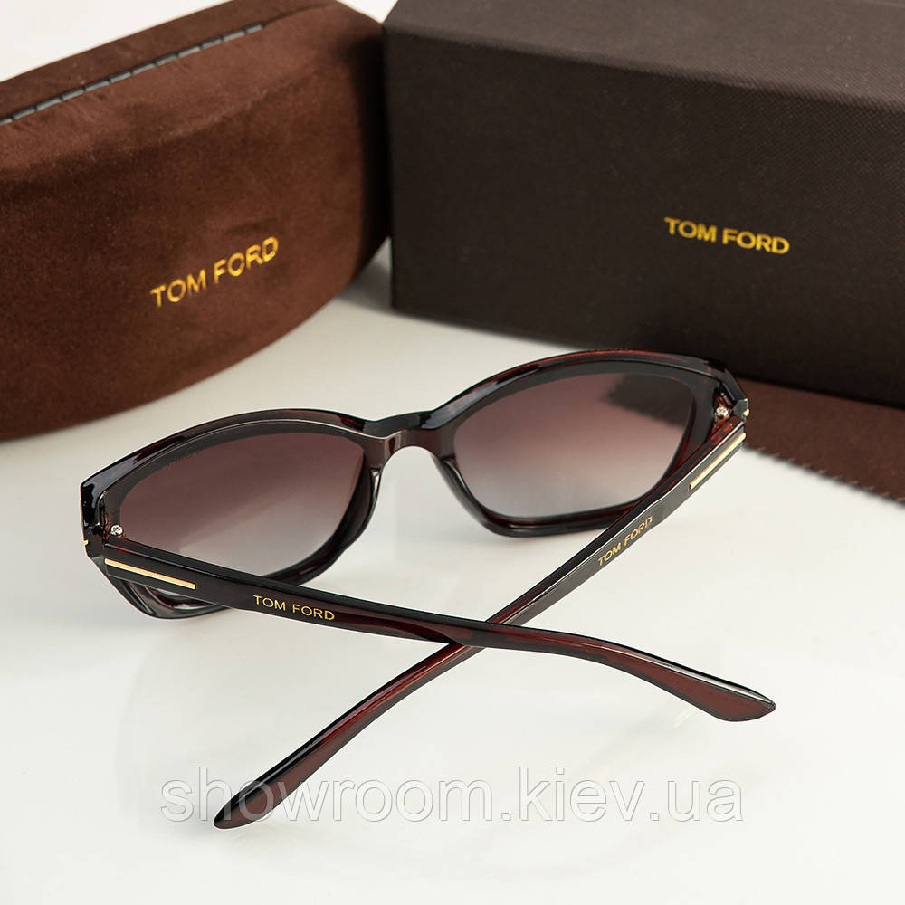 Жіночі брендові сонцезахисні окуляри TF (05260) polaroid чорні Київ - фото 4