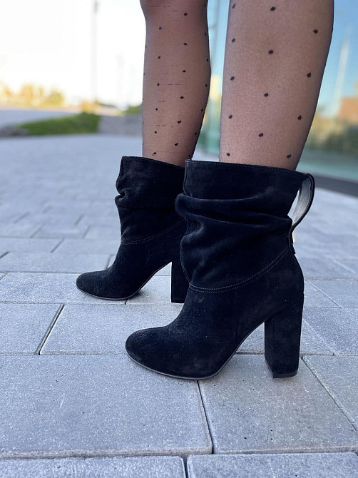 Nivelle Жіночі черевики NIVELLE чорні натуральна замша каблук 10см висота 15см (5051/9506-9534) Коломия - фото 6