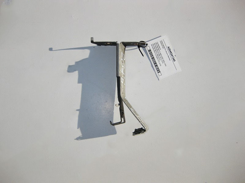 Mercedes-Benz  A2045241340 Лівий тримач захисту бампера C-Class W204 E-Class W212 CLS C218 Одесса - изображение 2