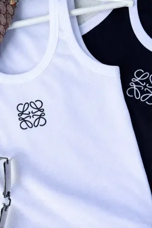 Неймовірні майки з мʼякої , натуральної тканини в рубчик , представлені в базовых кольорах Одеса