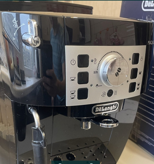 Кофемашина Delonghi Magnifica - S. Киев - изображение 6