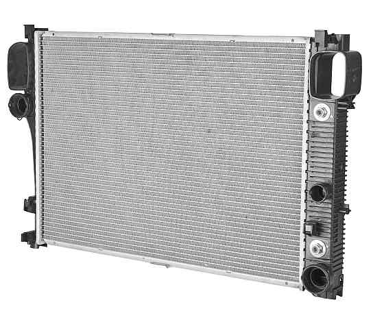 Радіатор охолодження Mercedes A2215003103 35213 Київ