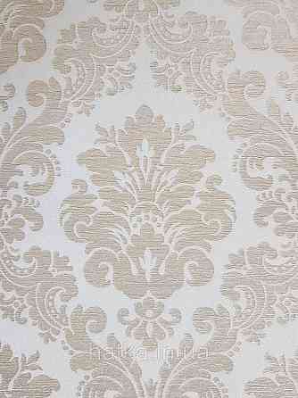 Шпалери вінілові на флізеліні Rasch Trianon Xlll 0.53х10 класика під текстиль вензель завитки золотом на білому Київ