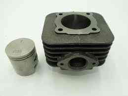 Циліндр у зборі скутера Піаджо 80 Мукачево