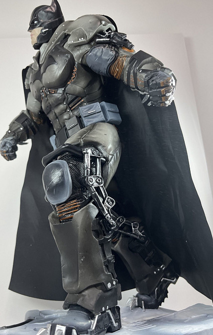 Фігурка Бетмен з гри Batman Arkham Origins з підсвіткою. Харків - фото 1