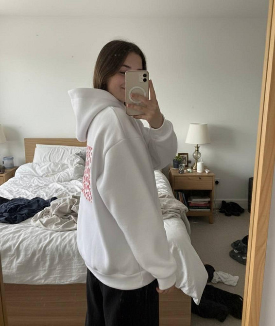 Унисекс худи оверсайз кроя с принтом поцелуи турецкая Тринитка на флисе Одесса - изображение 2