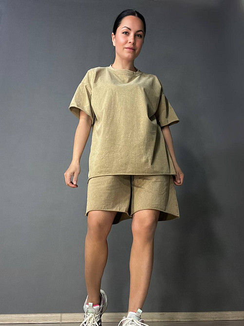 Костюм жіночий De Red 6726 тай-дай футболка з шортами бавовна оверсайз, гірчиця, one size Київ - фото 1