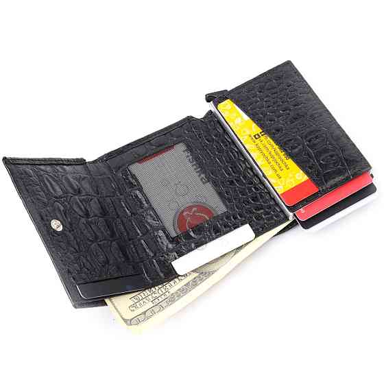 Визитница из натуральной фактурной кожи под крокодила KARYA 20990 Черный Киев