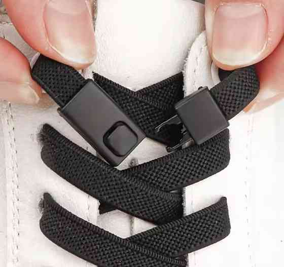 Еластичні шнурки без зав'язок з металевими застібками в колір Чорний Смела