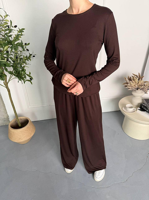 Женский базовый повседневный костюм из легкой вискозы Шоколад Одесса - изображение 4