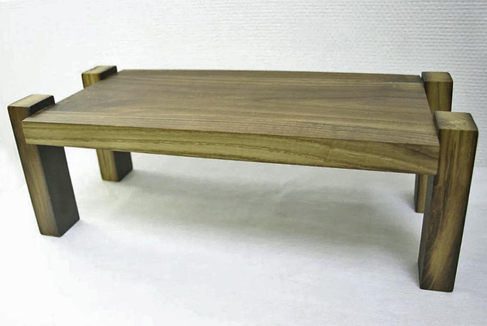 Столик для медитации 