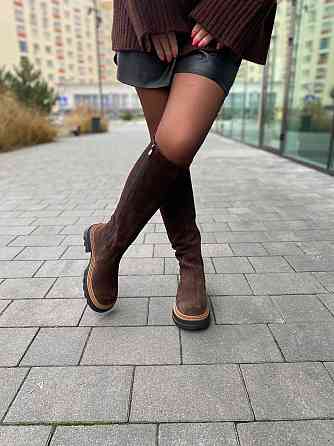 Чоботи жіночі 3004 на плоскій підошві коричневі зимові з натуральної замші / Чоботи замшеві зим Коломия