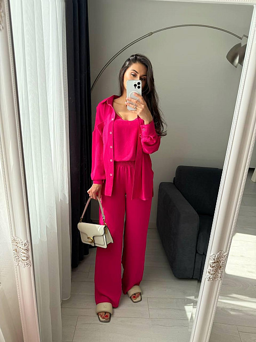 Женский базовый костюм тройка: рубашка майка и штаны креп жатка Малиновый, 50/52 Одесса - изображение 3