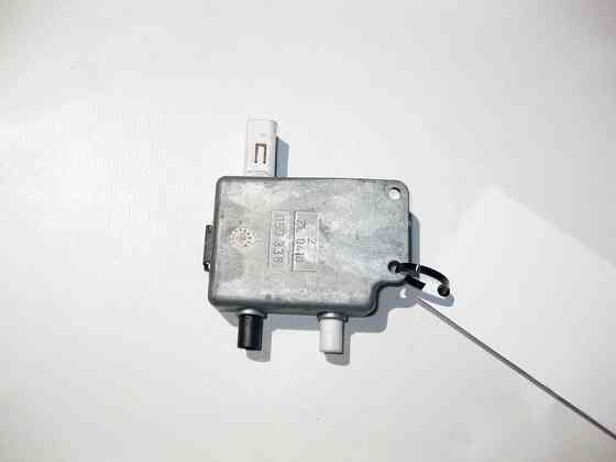 Mercedes-Benz  A2208271842 Антенний розгалужувач C-Class W204 E-Class W211 C207 S-Class W221 CLS C218 C219 SL R230 Одеса