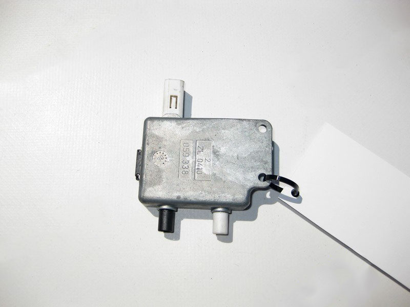 Mercedes-Benz  A2208271842 Антенний розгалужувач C-Class W204 E-Class W211 C207 S-Class W221 CLS C218 C219 SL R230 Одеса - фото 2